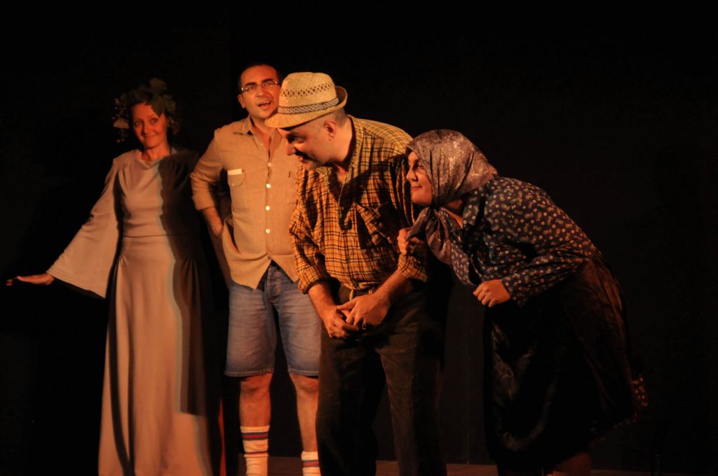 TEATRO / Il cantiniere gentiluomo